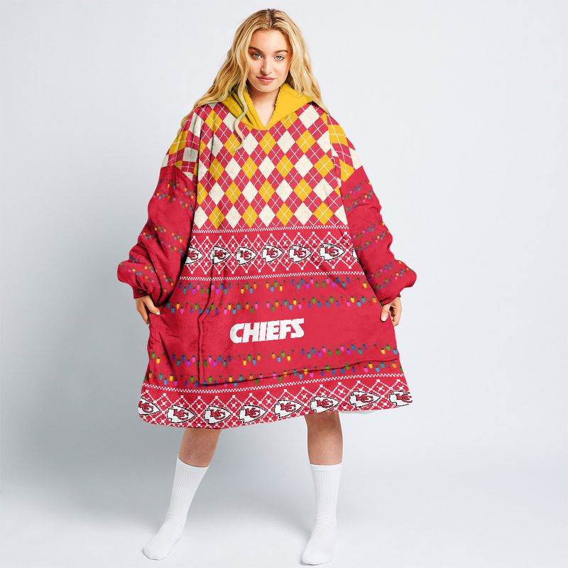 kansas city chiefs christmas pattern limited edition snug hoodie nla037510 pzzvs