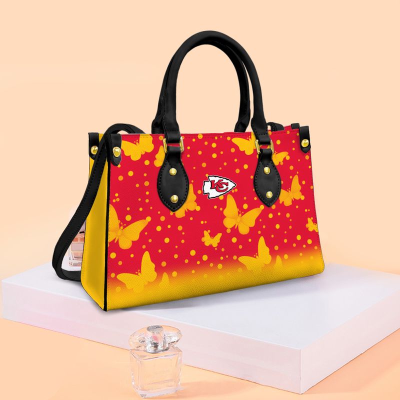 kansas city chiefs butterfly pattern limited edition fashion lady handbag nla0500108973958 1pl86