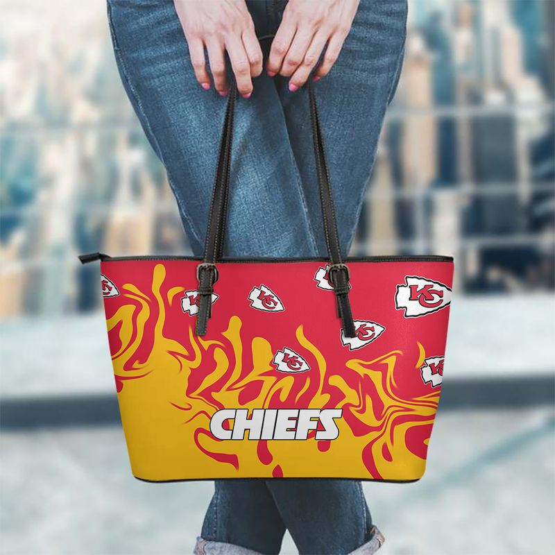 kansas city chiefs pattern limited edition tote bag and wallet nla06931035151339