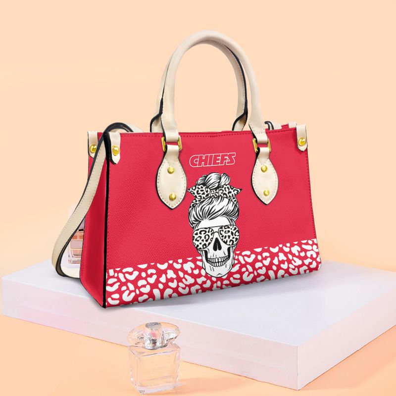 kansas city chiefs skull girl pattern limited edition fashion lady handbag nla04971024381955 73q2h