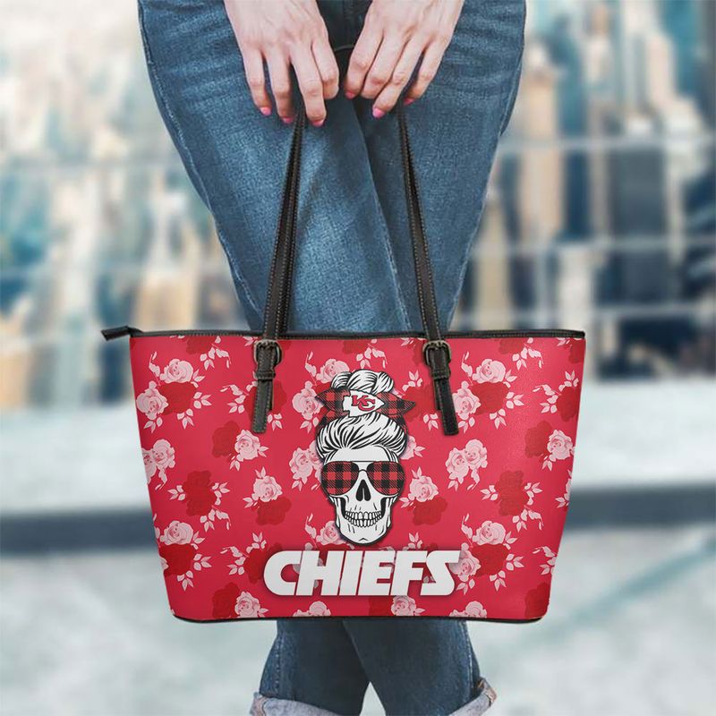kansas city chiefs skull pattern limited edition tote bag and wallet nla01611072071511 p9ti5