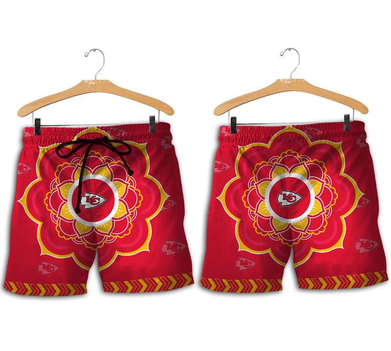 nfl kansas city chiefs flower design hawaiian shirt and shorts summer new01951089191743 sl7sr